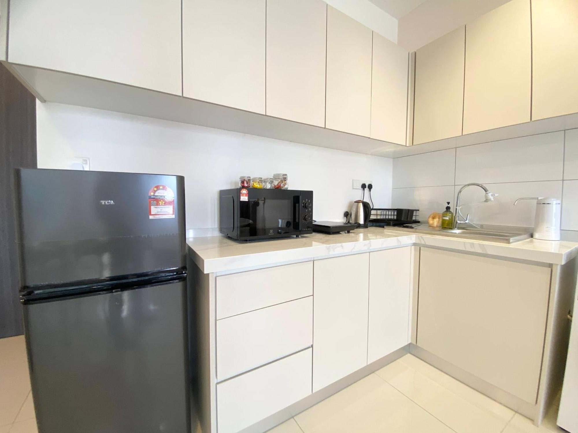 Highpark Suites Kelana Jaya, Petaling Jaya By Sleepy Bear Exterior photo