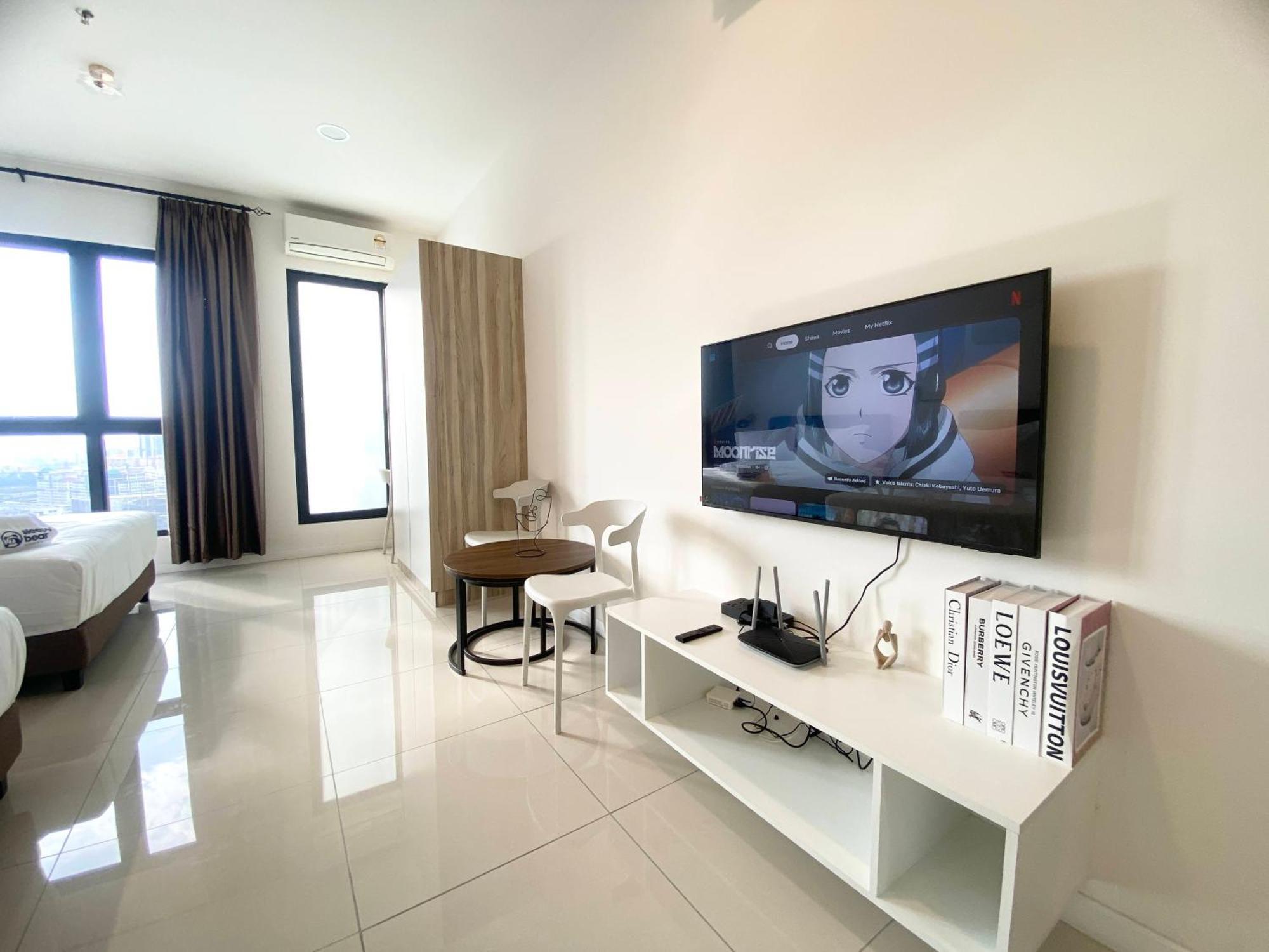 Highpark Suites Kelana Jaya, Petaling Jaya By Sleepy Bear Exterior photo